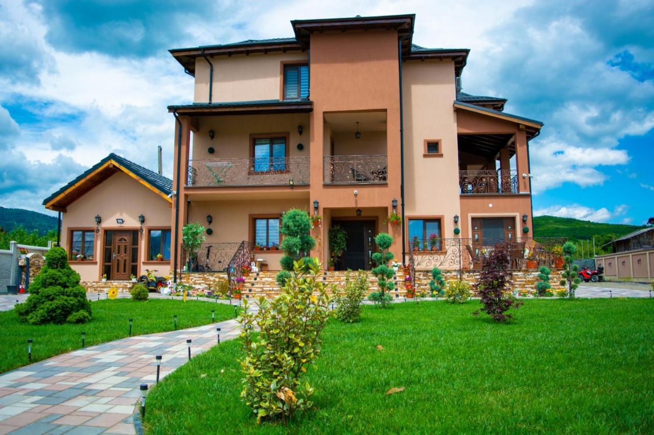 Casa Erk Bed & Breakfast Călimăneşti Bagian luar foto