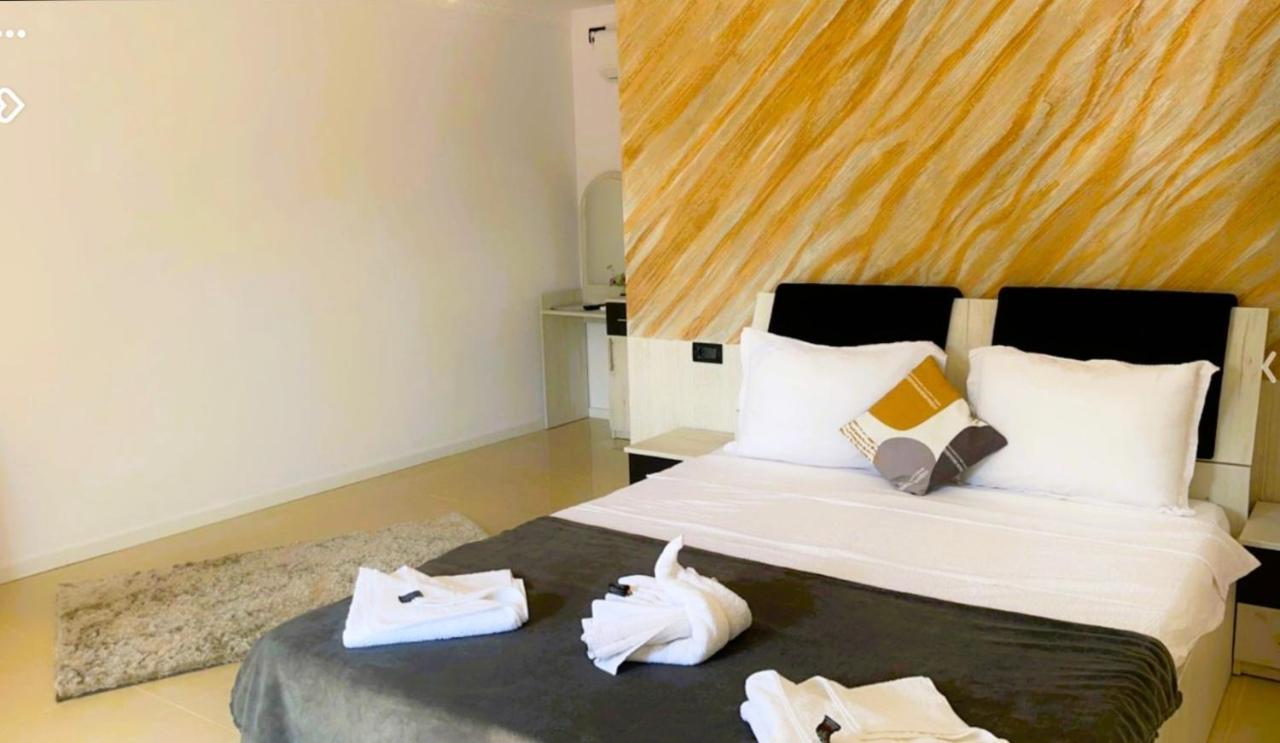 Casa Erk Bed & Breakfast Călimăneşti Bagian luar foto