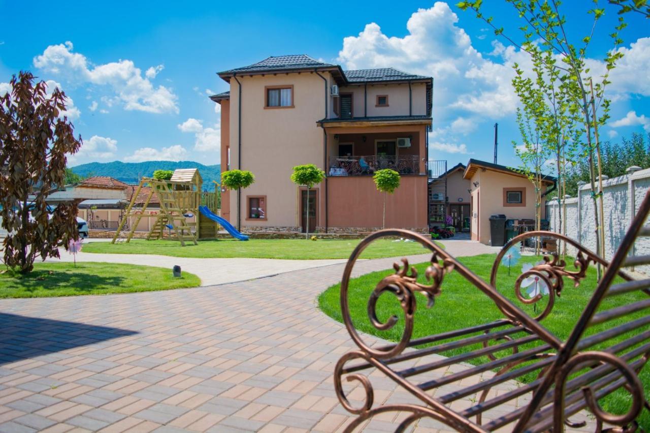 Casa Erk Bed & Breakfast Călimăneşti Bagian luar foto