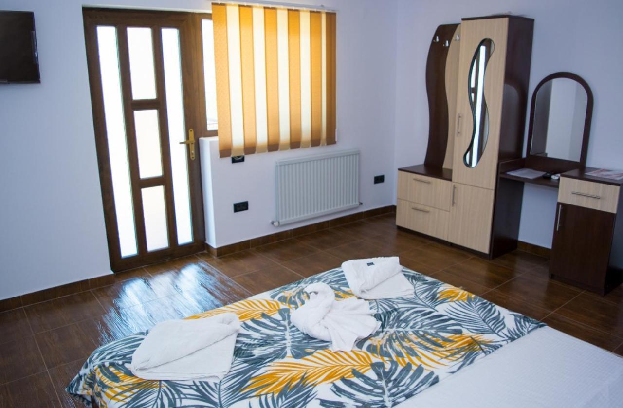 Casa Erk Bed & Breakfast Călimăneşti Bagian luar foto