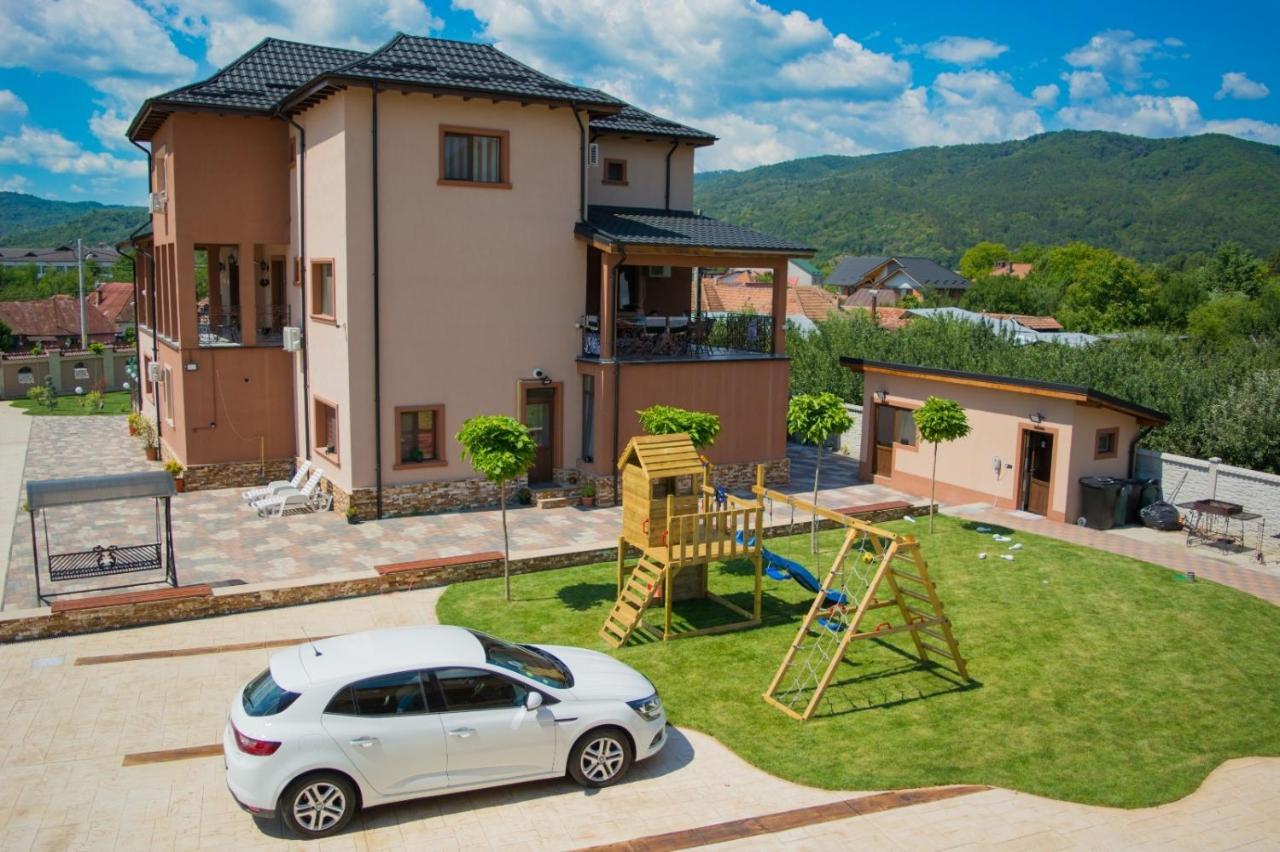 Casa Erk Bed & Breakfast Călimăneşti Bagian luar foto